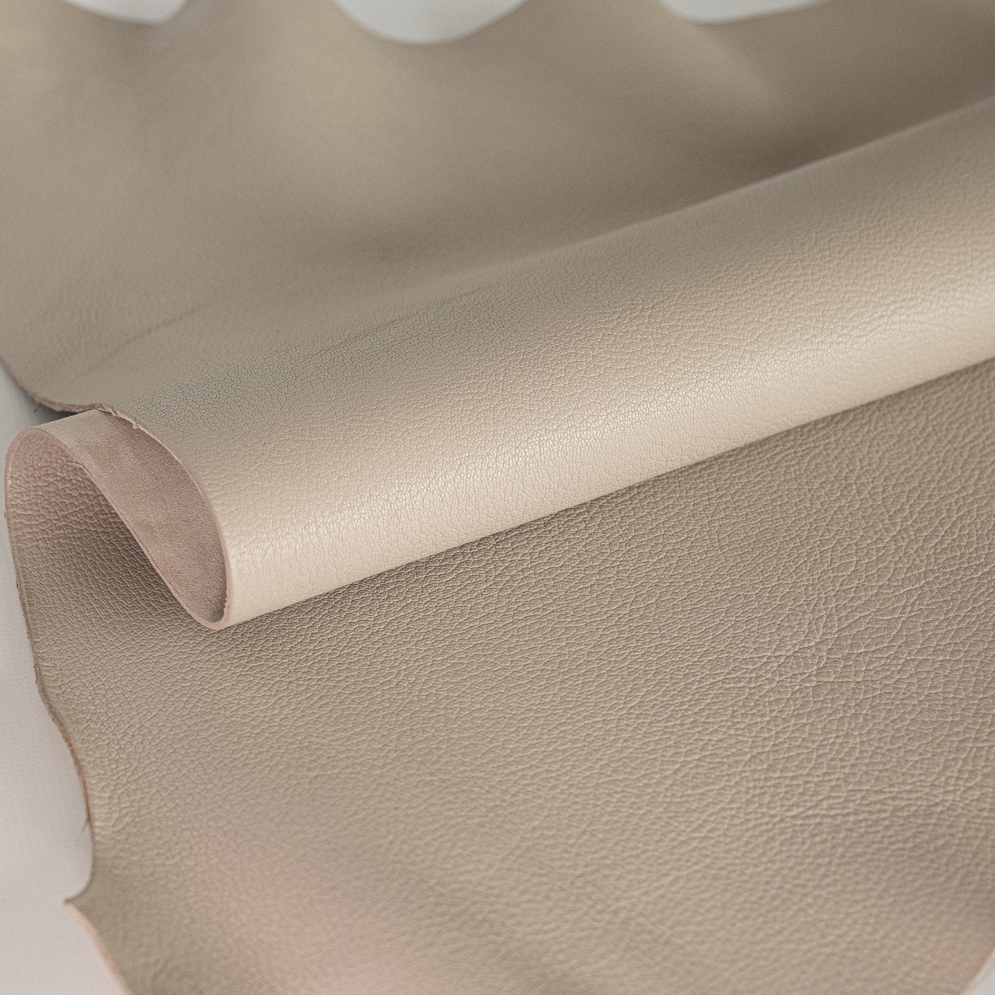 Goat Grey-Beige thick