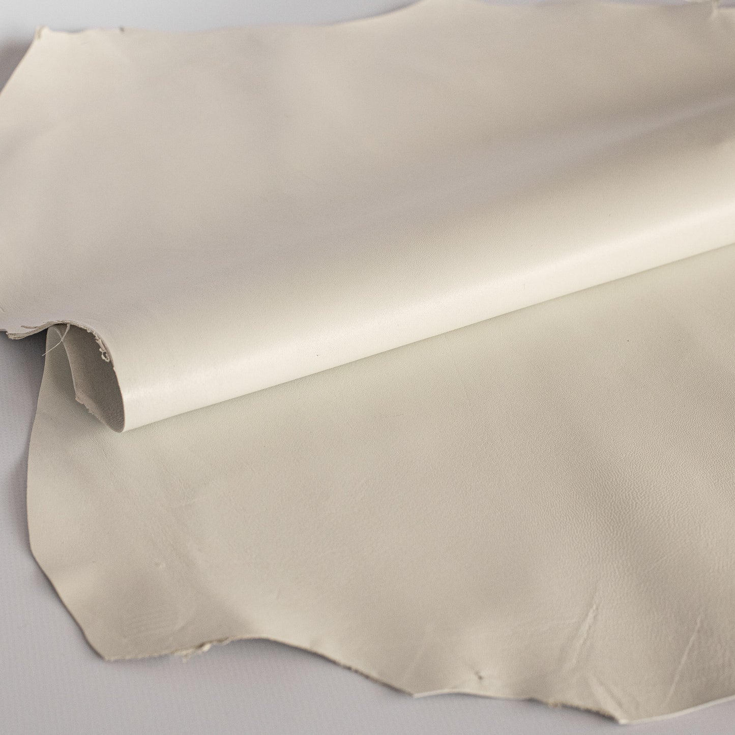 Goat Eggshell White Smooth