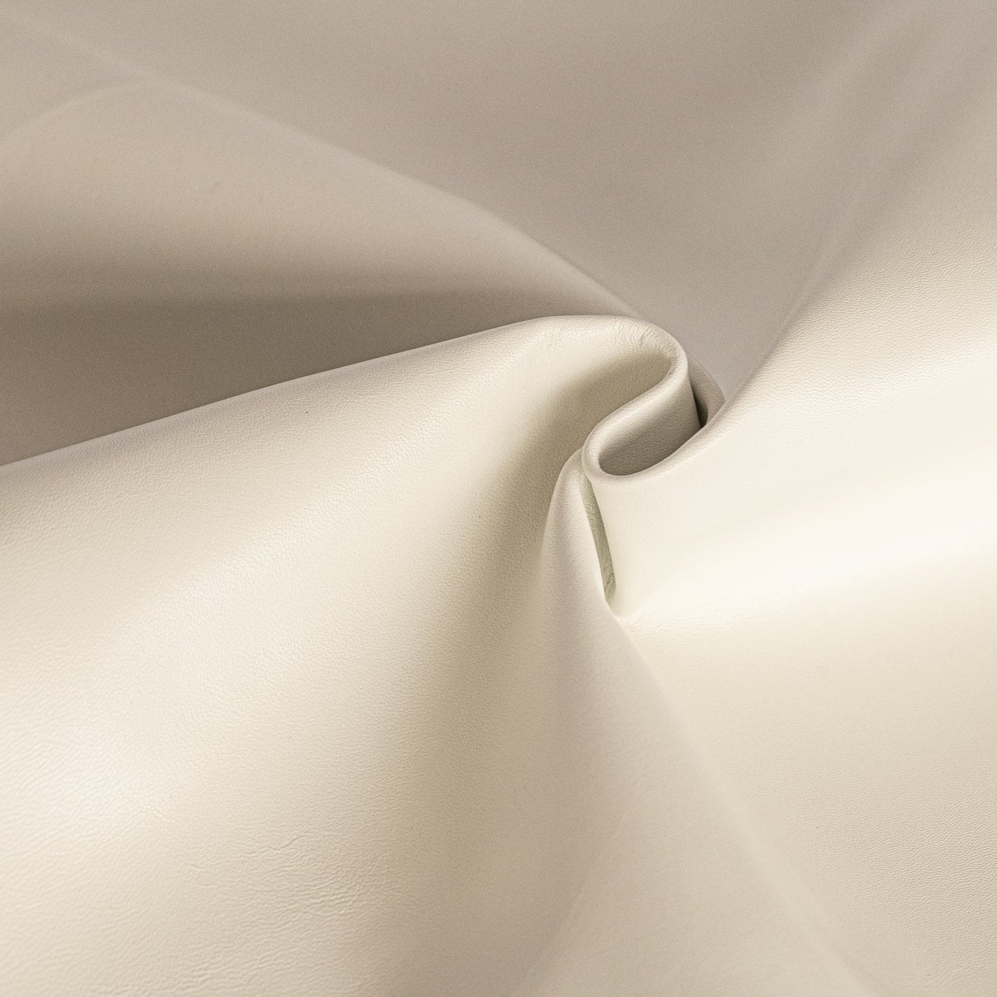 Goat Eggshell White Smooth