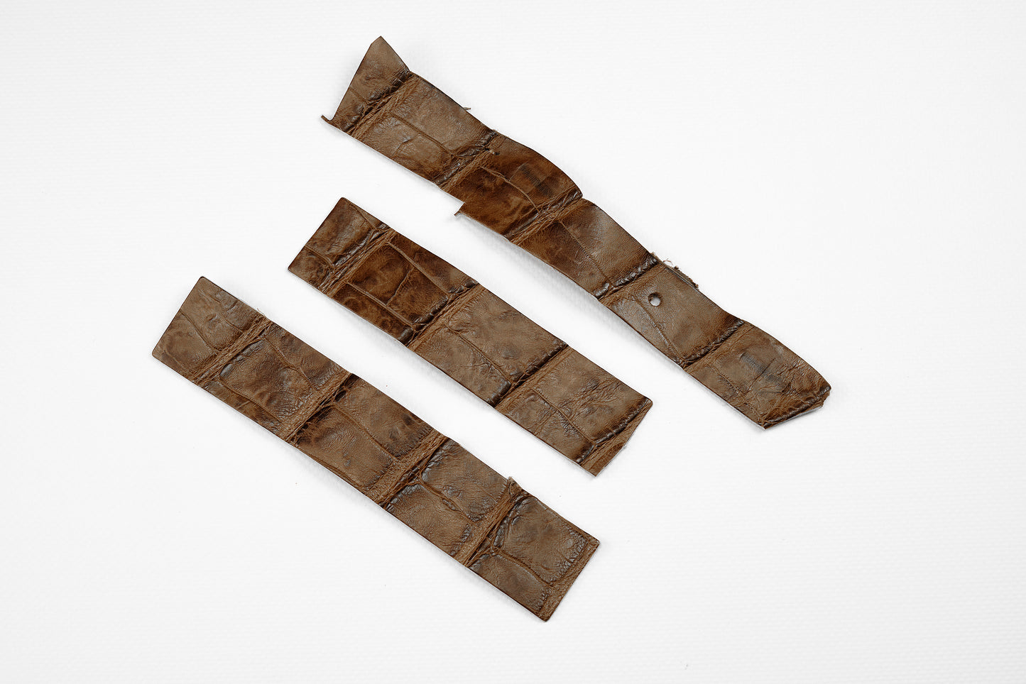 Crocodile Pecan, parts for a watch strap
