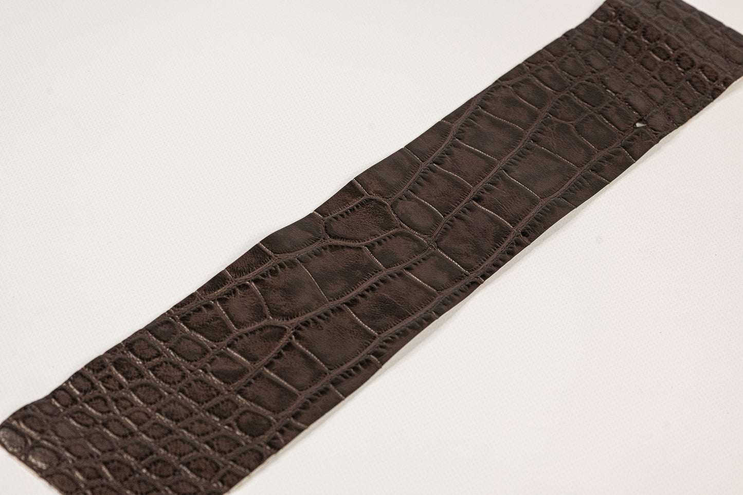 Alligator Raspberry Brown Belly Panel